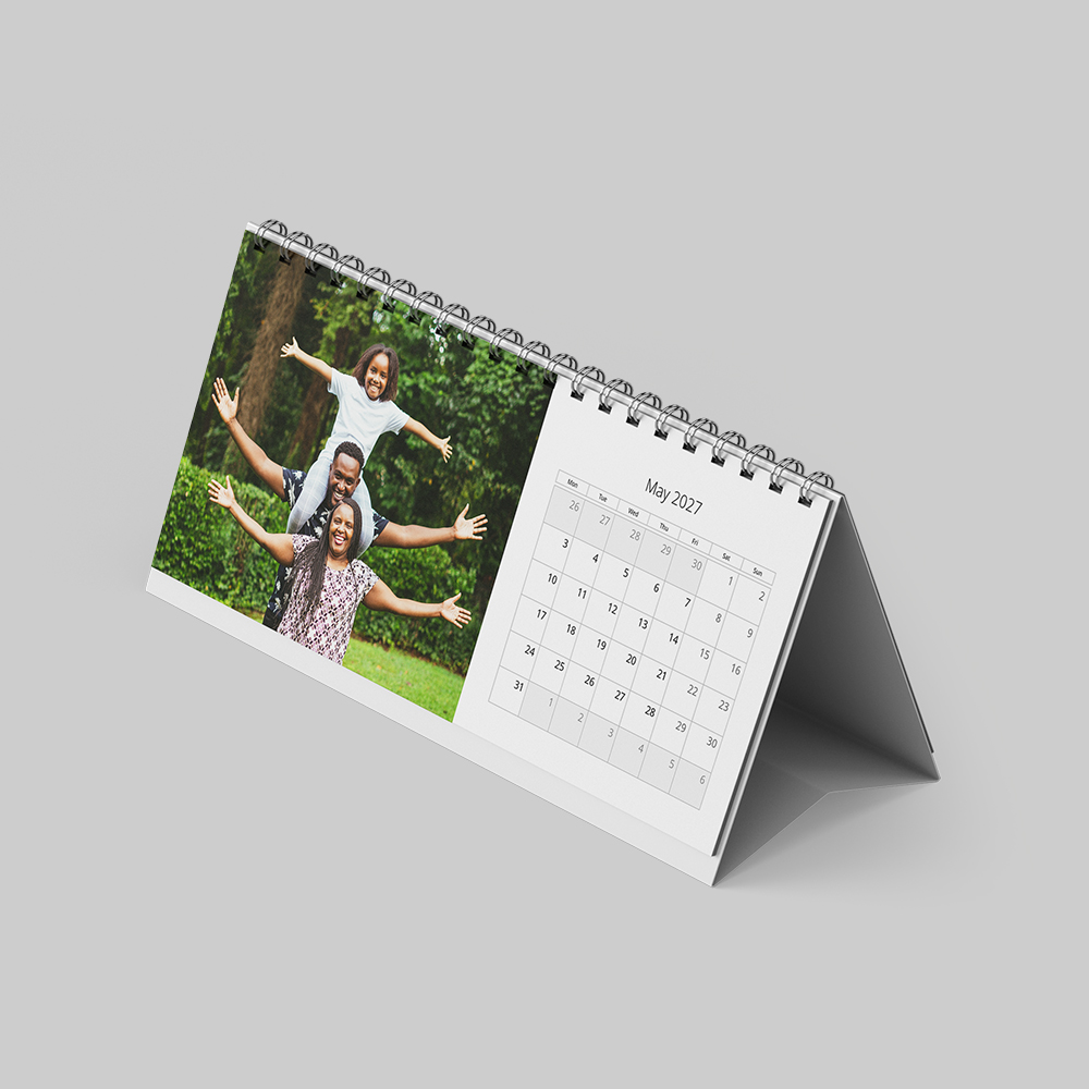 Desktop landscape simple themed personalised calendar design
