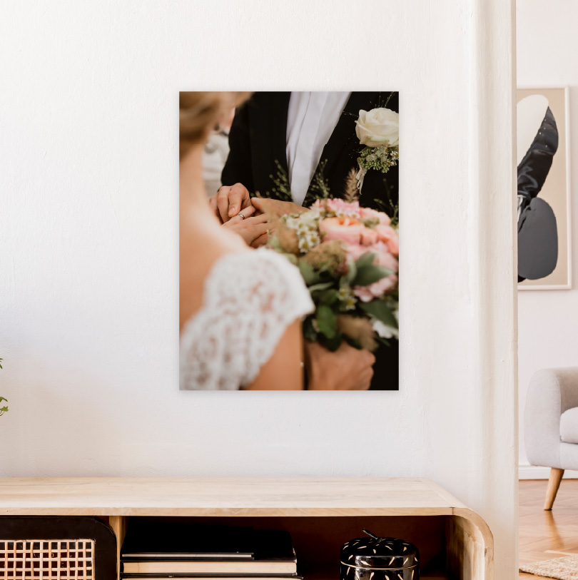 500x400mm foam board print with photo of wedding couple exchanging rings at wedding ceremony moment