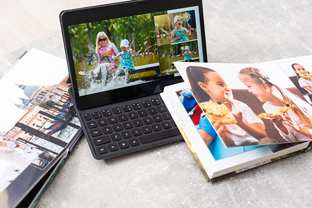 Comparison of photobook design options using online and desktop designer tools for creating personalised photobooks